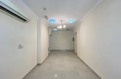 Apartment - 3 Bedrooms - 2 Bathrooms for rent in Al Muntazah Street - Al Muntazah - Doha