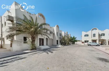 فيلا - 5 غرف نوم - 4 حمامات للايجار في شارع الحضارة - الثمامة - الدوحة