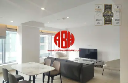 Apartment - 2 Bedrooms - 3 Bathrooms for rent in Corniche Road - Corniche Road - Doha