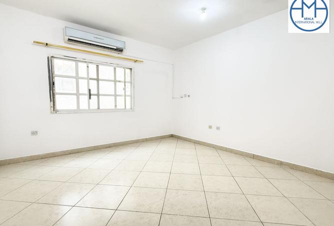 996153 - Property Image 3