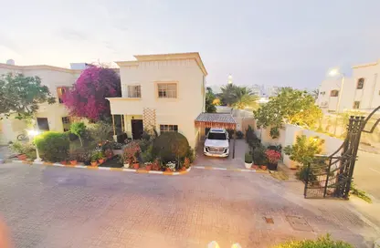 Villa - 4 Bedrooms - 4 Bathrooms for rent in Old Airport Road - Old Airport Road - Doha