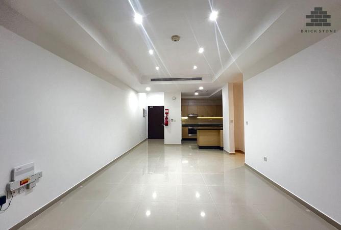 982851 - Property Image 3