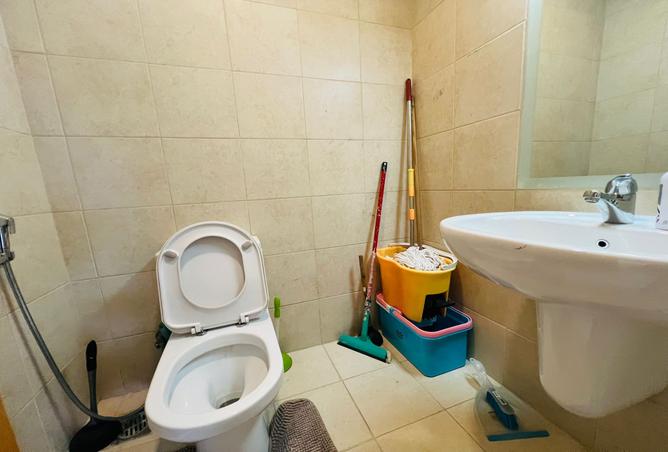935440 - Property Image 2