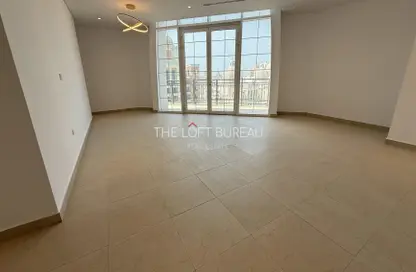 Penthouse - 3 Bedrooms - 4 Bathrooms for rent in Floresta Gardens - Floresta Gardens - The Pearl Island - Doha