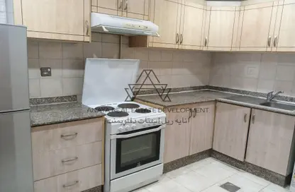 شقة - 2 غرف نوم - 2 حمامات للايجار في دوحة الجديد - الدوحة