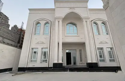 Villa - 7+ Bedrooms - 6 Bathrooms for sale in Al Wukair - Al Wukair - Al Wakra