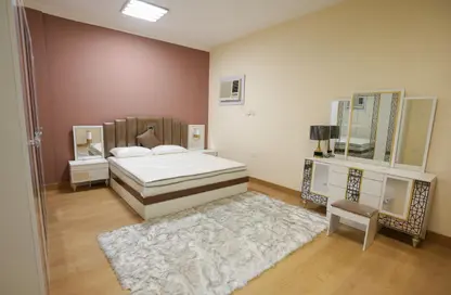 Apartment - 2 Bedrooms - 2 Bathrooms for rent in Al Mansoura - Al Mansoura - Doha