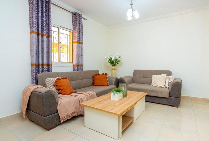 884694 - Property Image 3