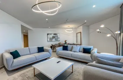 Apartment - 3 Bedrooms - 5 Bathrooms for rent in Floresta Gardens - Floresta Gardens - The Pearl Island - Doha