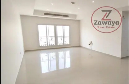 Apartment - 2 Bedrooms - 3 Bathrooms for rent in Al Zubair Bakkar Street - Al Sadd - Doha
