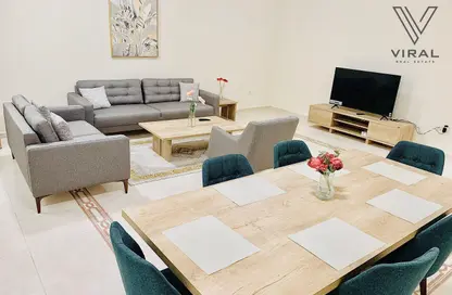 Apartment - 3 Bedrooms - 4 Bathrooms for rent in Anas Street - Fereej Bin Mahmoud North - Fereej Bin Mahmoud - Doha