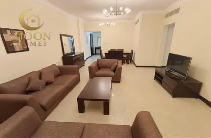 Apartment - 2 Bedrooms - 2 Bathrooms for rent in Al Sadd Road - Al Sadd - Doha