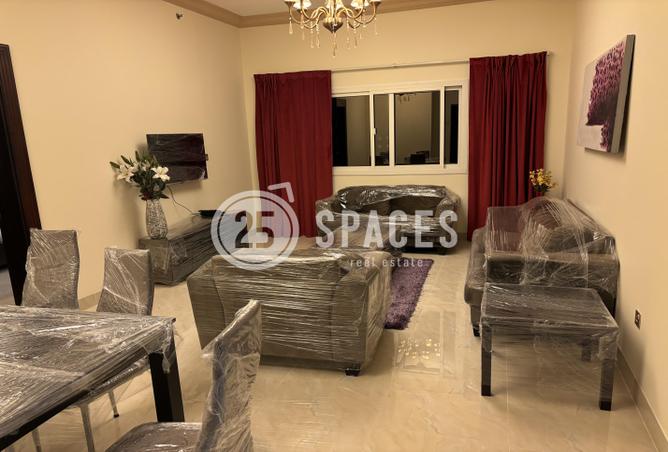 958168 - Property Image 2