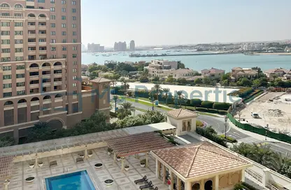 شقة - 2 غرف نوم - 3 حمامات للبيع في طريق بورتو الشرقي - بورتو أرابيا - جزيرة اللؤلؤة - الدوحة
