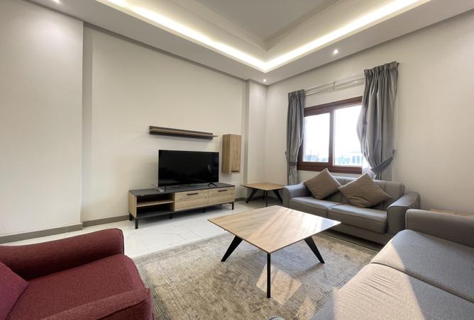 968330 - Property Image 2