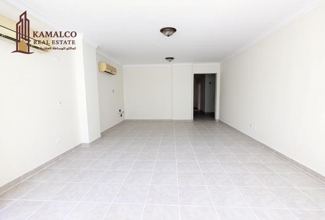 960008 - Property Image 2