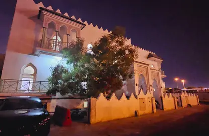 مجمع سكني - غرفة نوم - 1 حمام للايجار في طريق المطار القديم - الدوحة