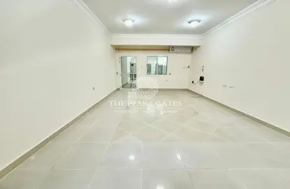 Apartment - 3 Bedrooms - 2 Bathrooms for rent in Old Airport Road - Old Airport Road - Doha