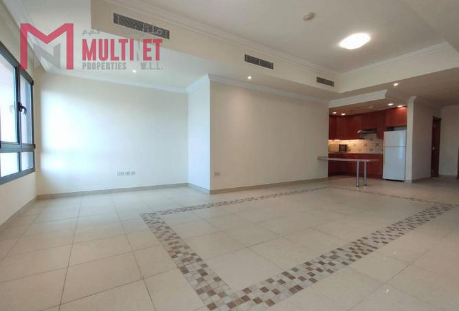 958484 - Property Image 2