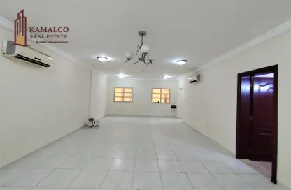 Apartment - 3 Bedrooms - 3 Bathrooms for rent in Al Mansoura - Al Mansoura - Doha