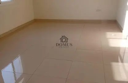 شقة - 3 غرف نوم - 3 حمامات للايجار في شارع النصر - النصر - الدوحة