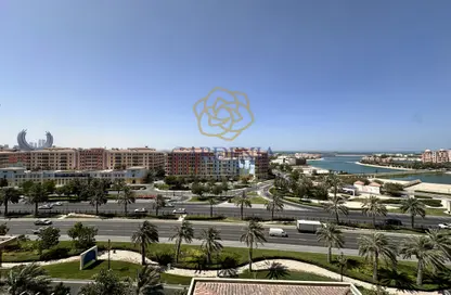 Apartment - 2 Bedrooms - 3 Bathrooms for rent in Tower 14 - Porto Arabia - The Pearl Island - Doha