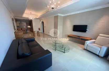 Apartment - 1 Bedroom - 2 Bathrooms for rent in Viva West - Viva Bahriyah - The Pearl Island - Doha