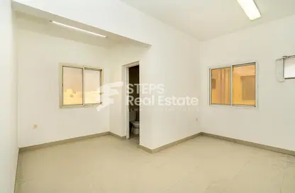 Labor Camp - Studio for rent in Industrial Area 5 - Industrial Area - Industrial Area - Doha