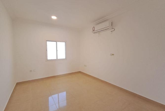 972573 - Property Image 3