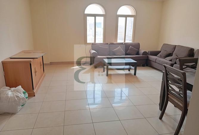 933530 - Property Image 2