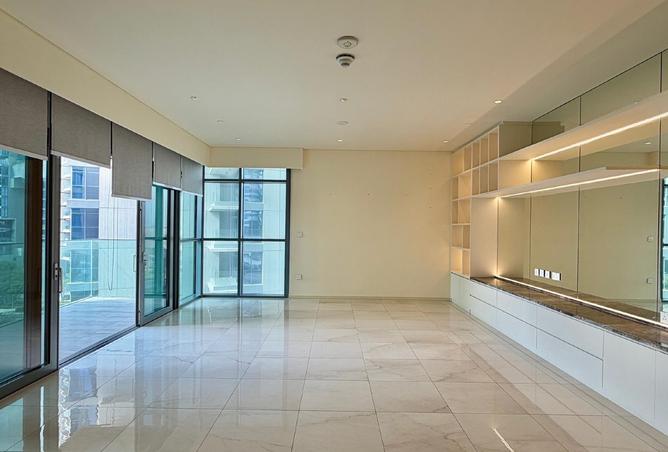 985694 - Property Image 2