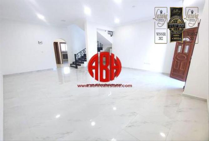 Bulk Rent Units - Studio - 7+ Bathrooms for rent in Onaiza Street - Diplomatic Area - Doha