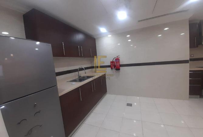 964909 - Property Image 2