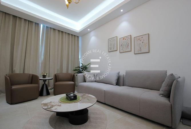 976765 - Property Image 2