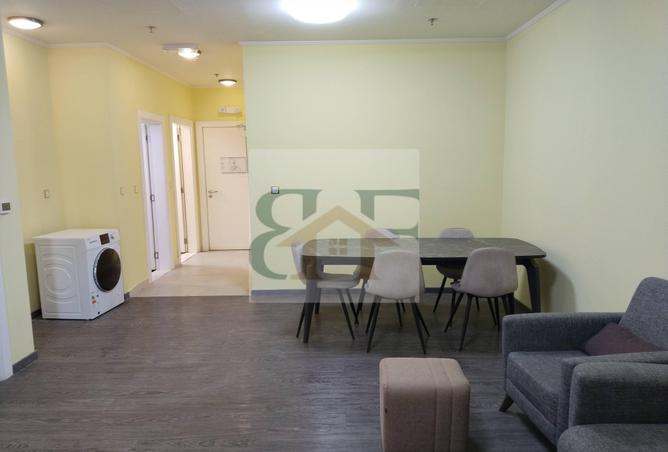 953236 - Property Image 2