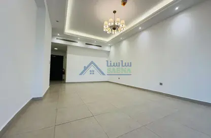 Apartment - 2 Bedrooms - 4 Bathrooms for sale in Fox Hills South - Fox Hills - Lusail