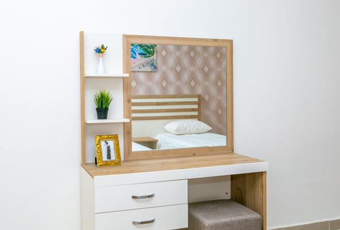 993428 - Property Image 2