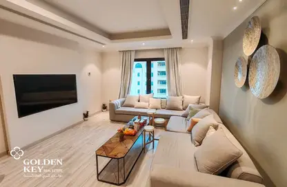 Apartment - 1 Bedroom - 2 Bathrooms for rent in West Porto Drive - Porto Arabia - The Pearl Island - Doha