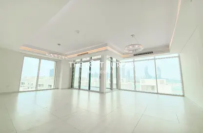 Apartment - 3 Bedrooms - 4 Bathrooms for sale in Gewan Island - The Pearl Island - Doha