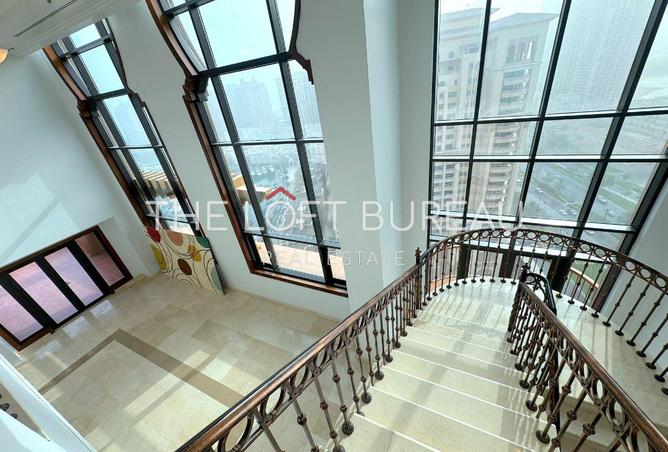 915032 - Property Main Image