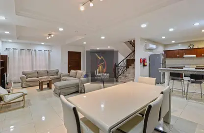 مجمع سكني - 4 غرف نوم - 4 حمامات للايجار في شارع وادي الشاهينيا - عين خالد - الدوحة
