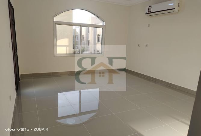 1003514 - Property Image 2