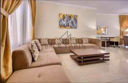 Villa - 4 Bedrooms - 5 Bathrooms for rent in Ain Khaled - Doha