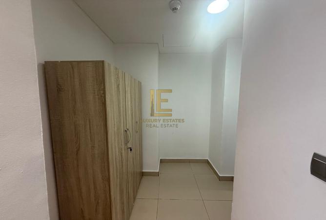 890544 - Property Image 3