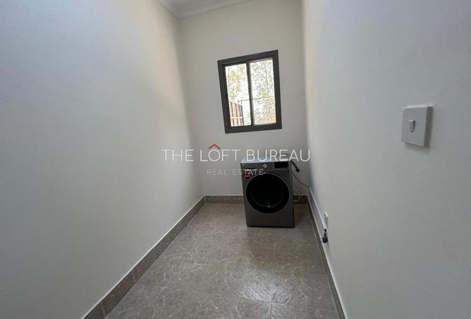 909180 - Property Image 3
