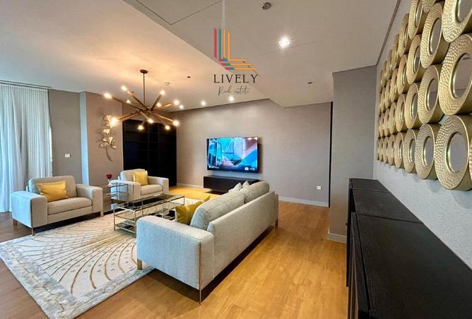 982177 - Property Image 3