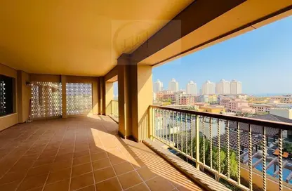Apartment - 1 Bedroom - 2 Bathrooms for rent in West Porto Drive - Porto Arabia - The Pearl Island - Doha