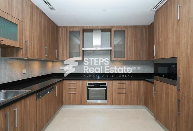 940492 - Property Image 3
