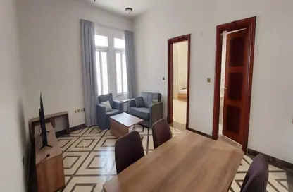 شقة - غرفة نوم - 2 حمامات للايجار في جنوب فوكس هيلس - فوكس هيلز - الوسيل