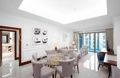 شقق فندقية - 3 غرف نوم - 4 حمامات للايجار في The St. Regis Marsa Arabia Island - Marsa Arabia - جزيرة اللؤلؤة - الدوحة
